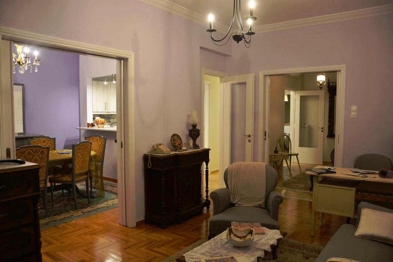 Vintage, Spacious Apartment In The Heart Of Athens! 외부 사진